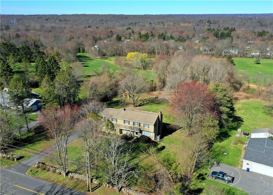 330 Ridge Rd, Orange, CT 06477 - photo 1