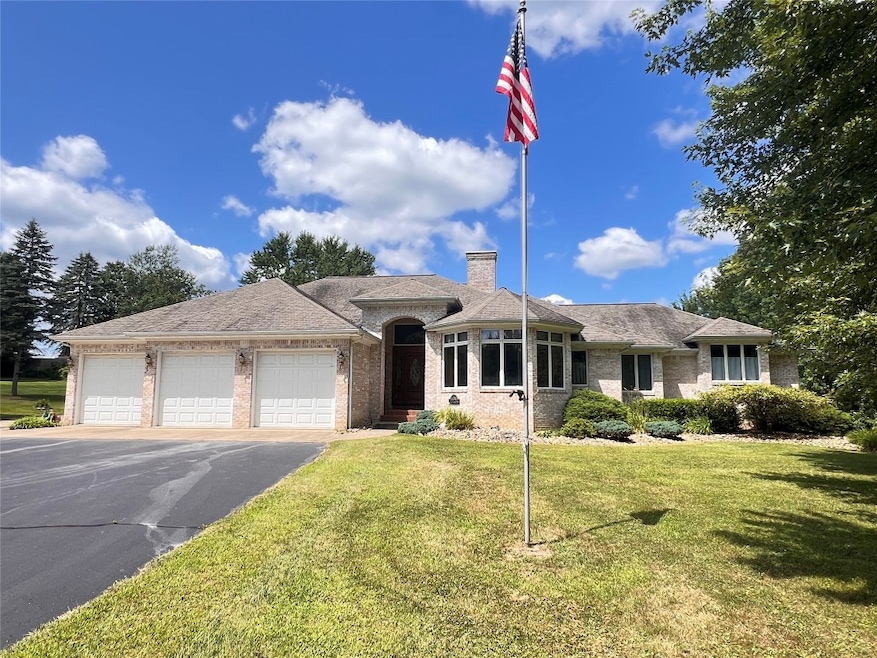 Pending $699,000