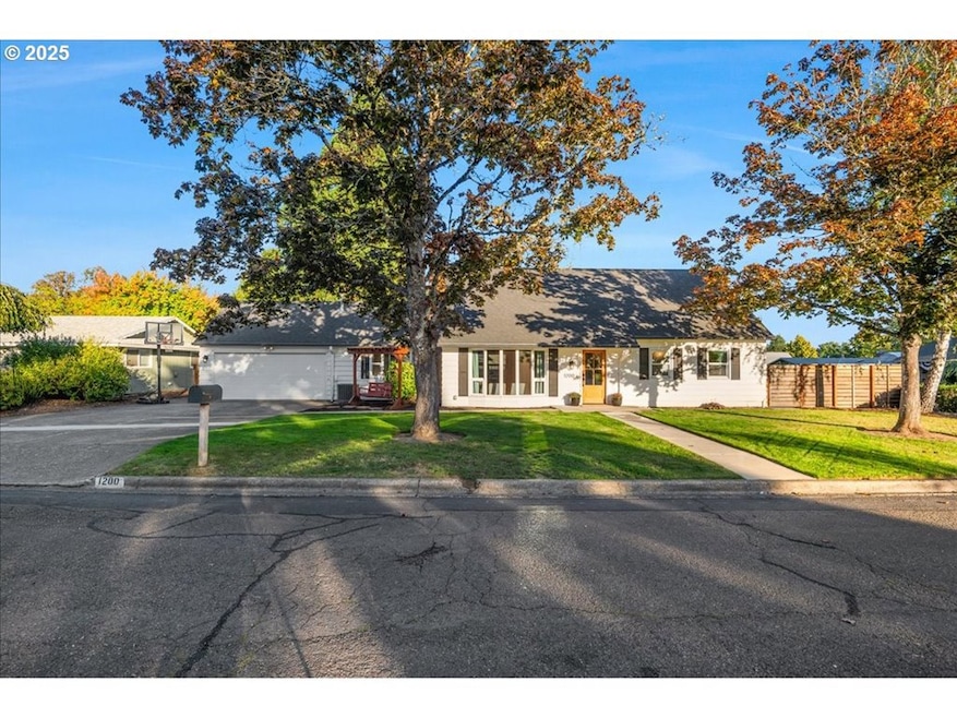 1200 Elm Ln, Newberg, OR 97132 - photo 1