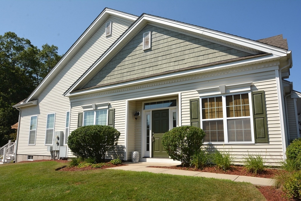 8 Hopkins Cir unit 8, Methuen, MA 01844 - photo 1