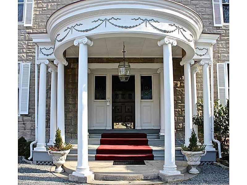 Exterior Front.