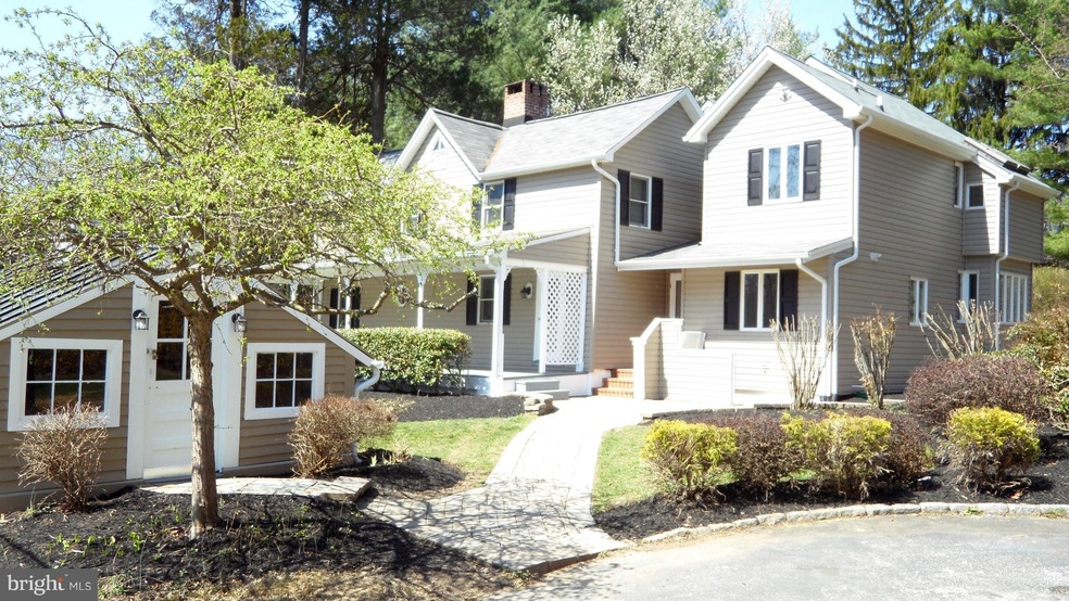 11941 Falls Rd, Cockeysville, MD 21030 - photo 1