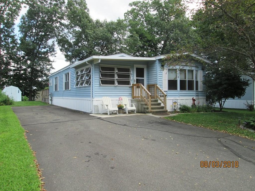 7 John Dr, West Springfield, MA 01089 - photo 1