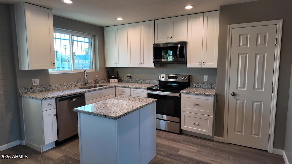 3925 W Osborn Rd, Phoenix, AZ 85019 - photo 1