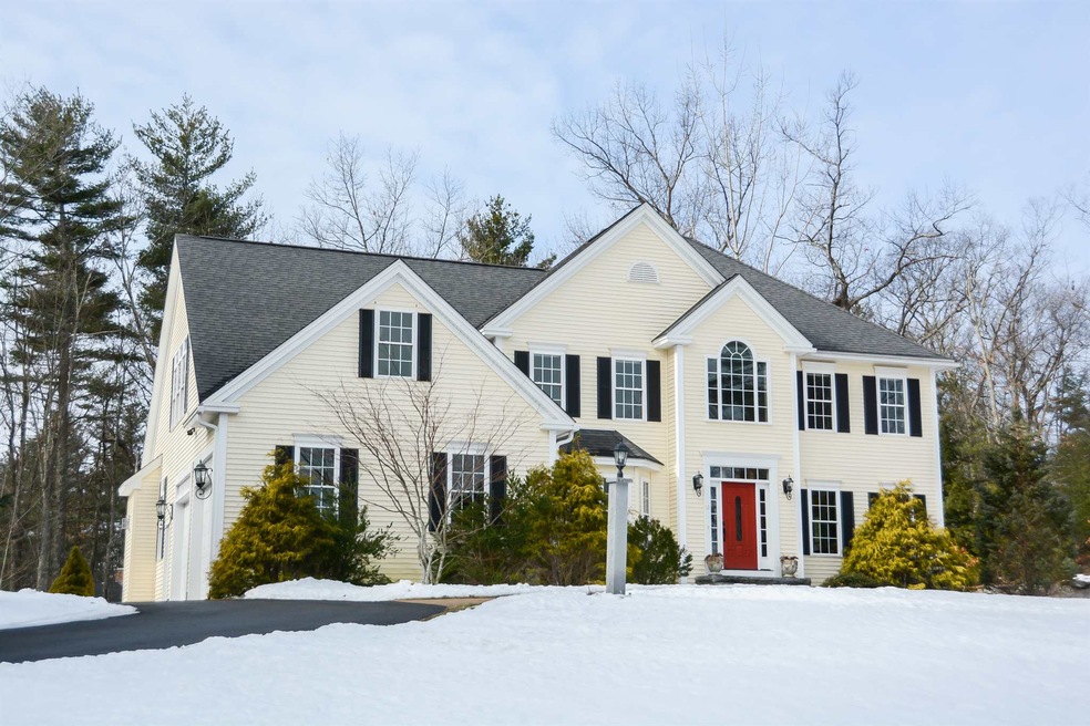 12 Brieann Dr, MerriMacK, NH 03054 - photo 1