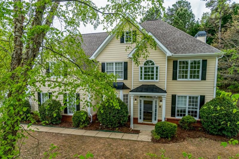 504 Emerald Lake Ln, Sugar Hill, GA 30518 - photo 1