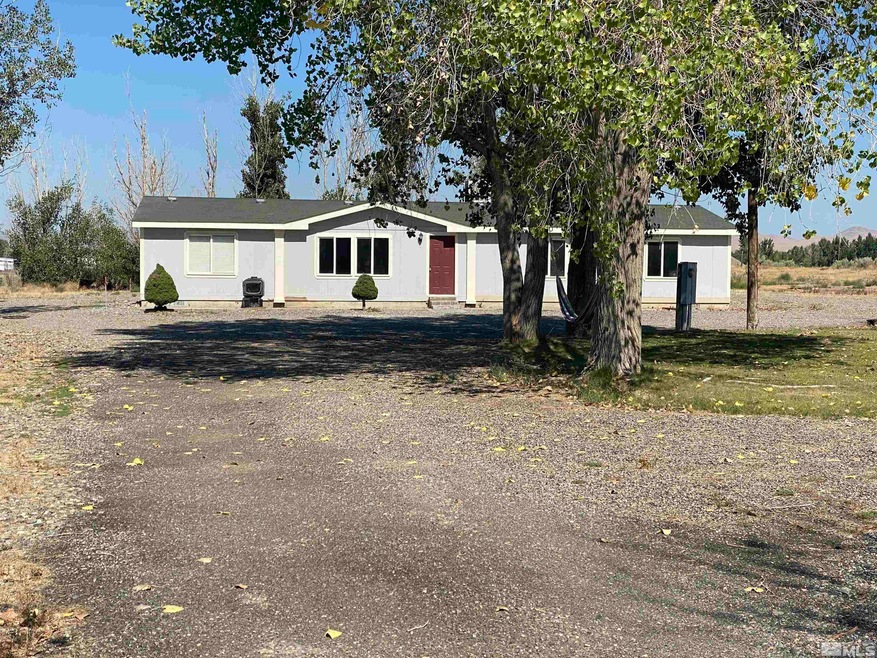 8410 Bluebird Ct, Winnemucca, NV 89445 - photo 1