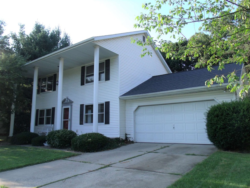 23003 Weymouth Ln, Elkhart, IN 46516 - photo 1