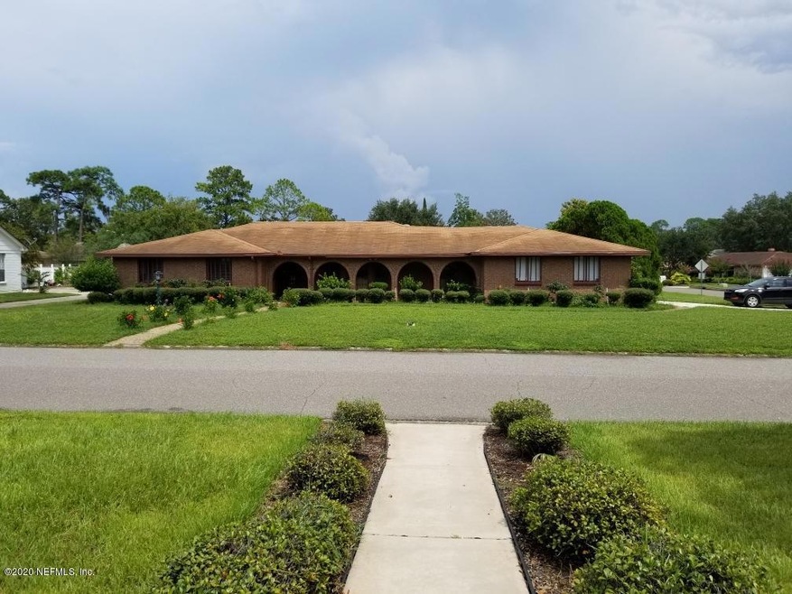 5605 Fort Sumter Rd, Jacksonville, FL 32210 - photo 1
