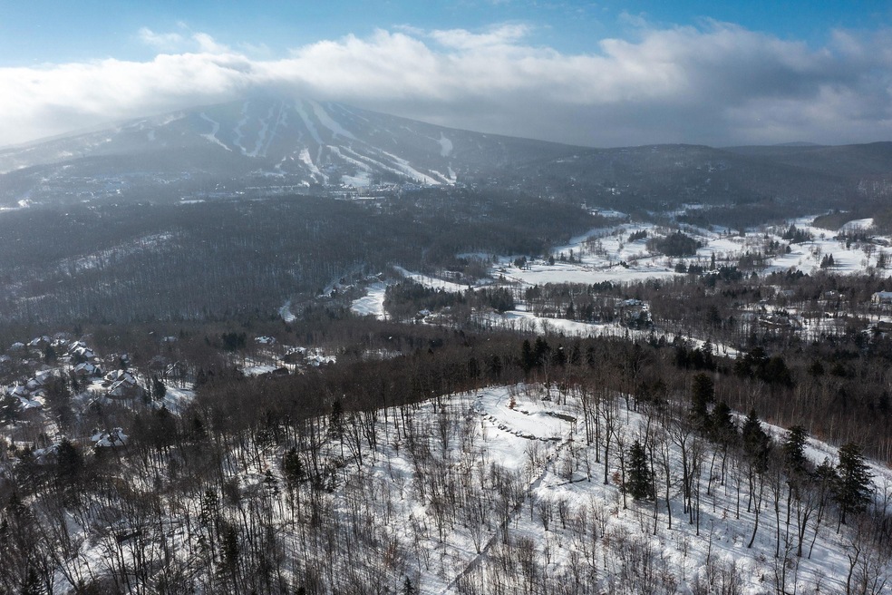 74 Upper Taylor Hill Rd, Winhall, VT 05340 - photo 1