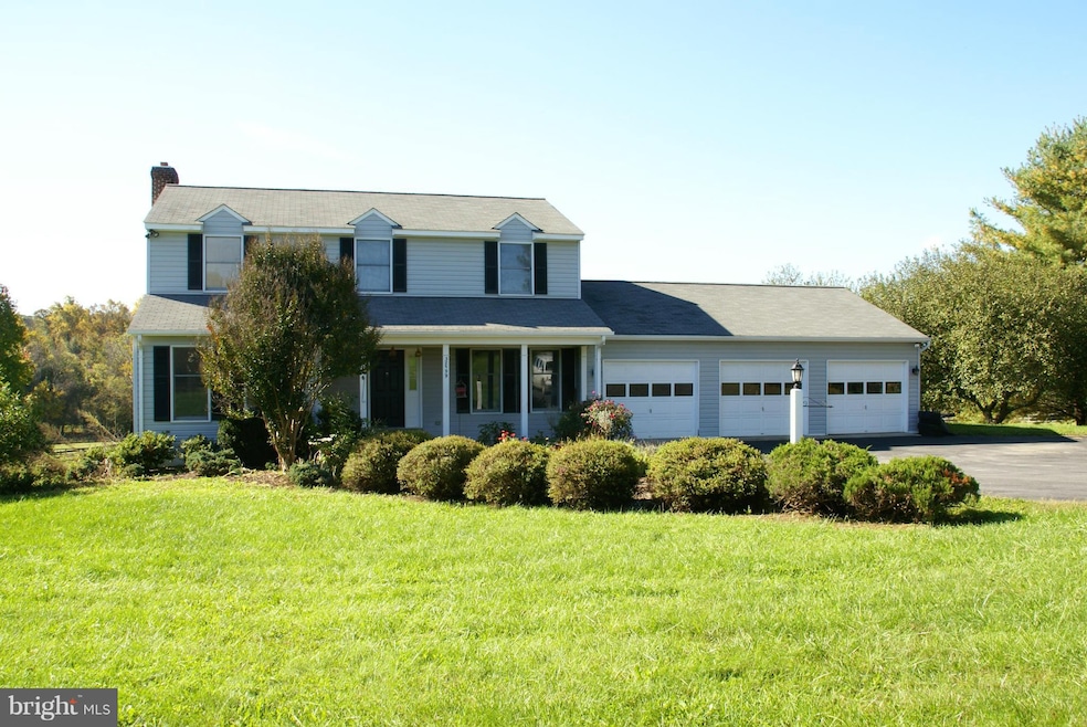 38599 Little Hampton Ln, Hamilton, VA 20158 - photo 1