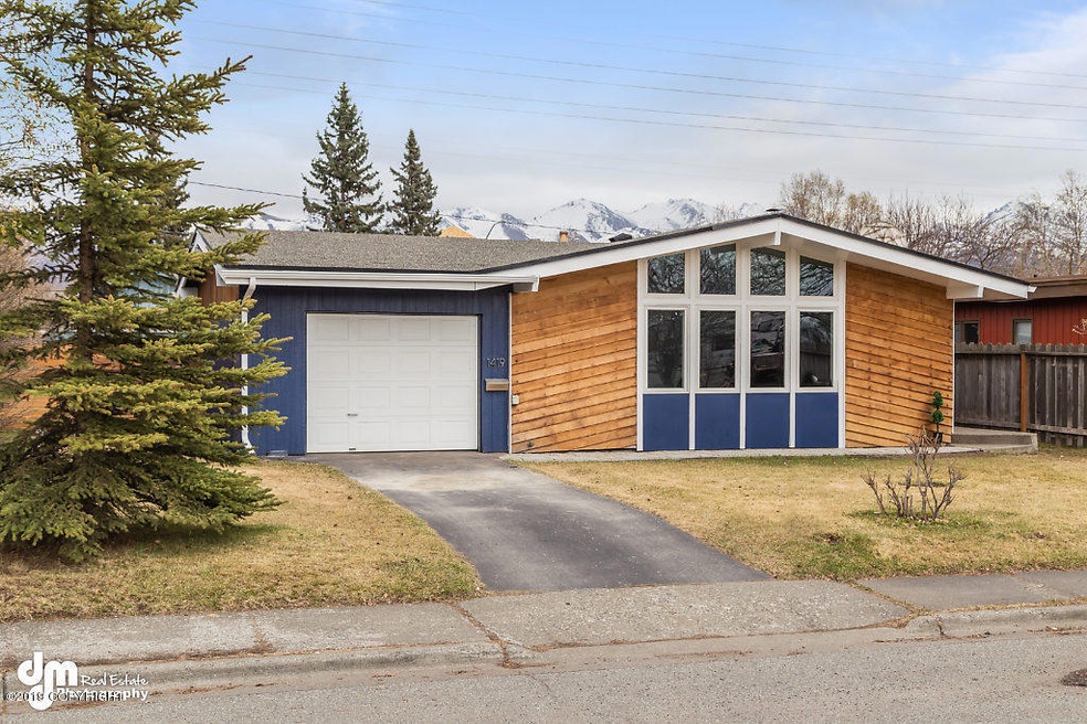 1419 Primrose  AKPinecone Properties
