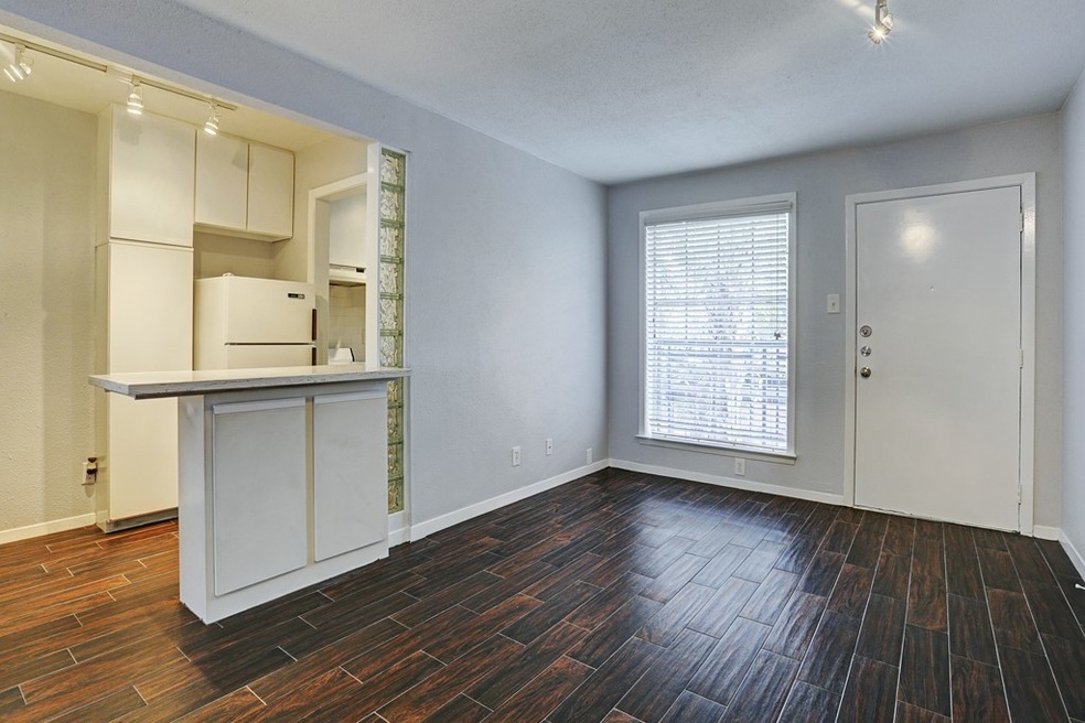 2023 Huldy St unit 10, Houston, TX 77019 - photo 1