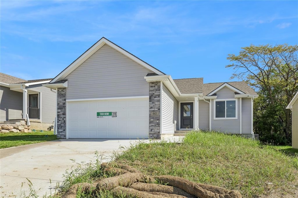 445 Napoli Ave, West Des Moines, IA 50266 - photo 1