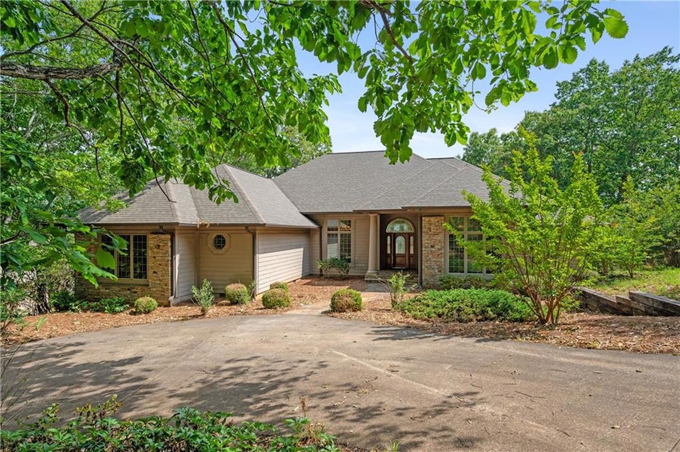 Welcome to the Mountains, enjoy this Custom home