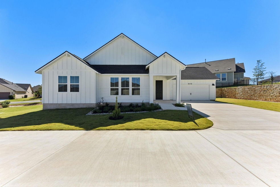 105 Antoinette Way unit 102, San Marcos, TX 78666 - photo 1