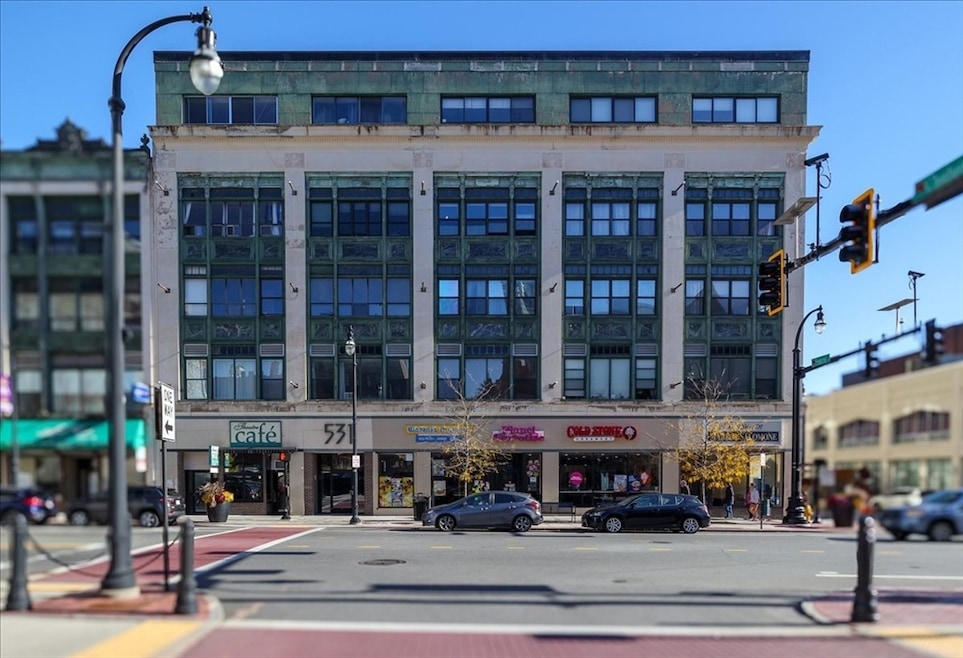 531 Main St unit 503, Worcester, MA 01608 - photo 1