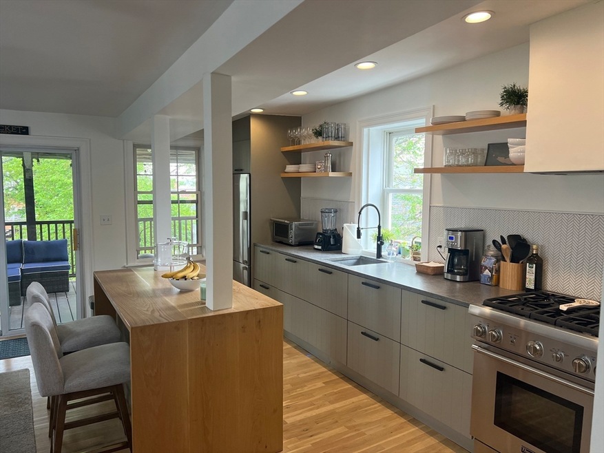 152 O St unit 3, Boston, MA 02127 - photo 1