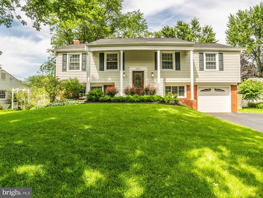 4416 Middle Ridge Dr, Fairfax, VA 22033 - photo 1