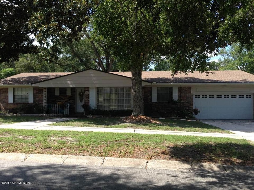 7812 Holiday Rd S, Jacksonville, FL 32216 - photo 1