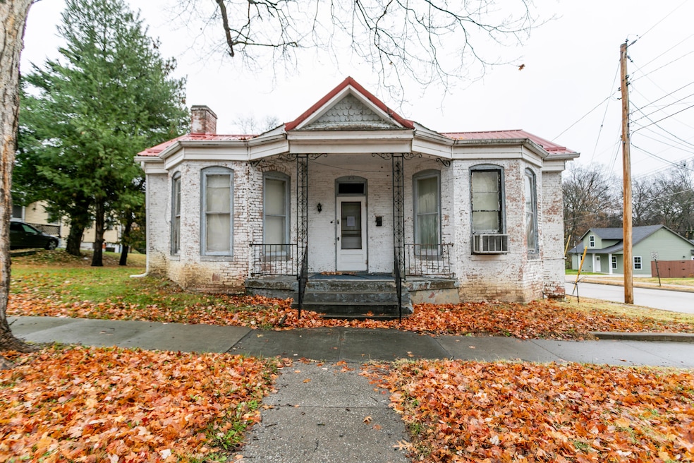 622 7th St, Boonville, MO 65233 - photo 1