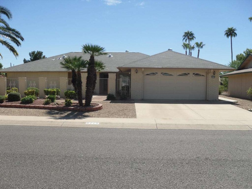 9719 W Mockingbird Dr, Sun City, AZ 85373 - photo 1