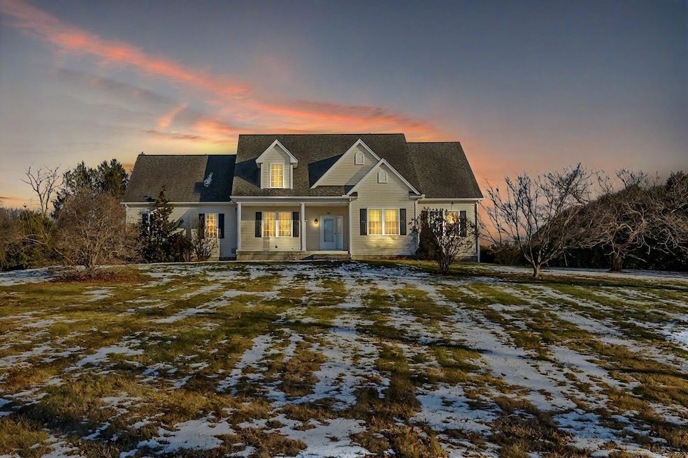 20 Pease Rd, Broad Brook, CT 06016 - photo 1