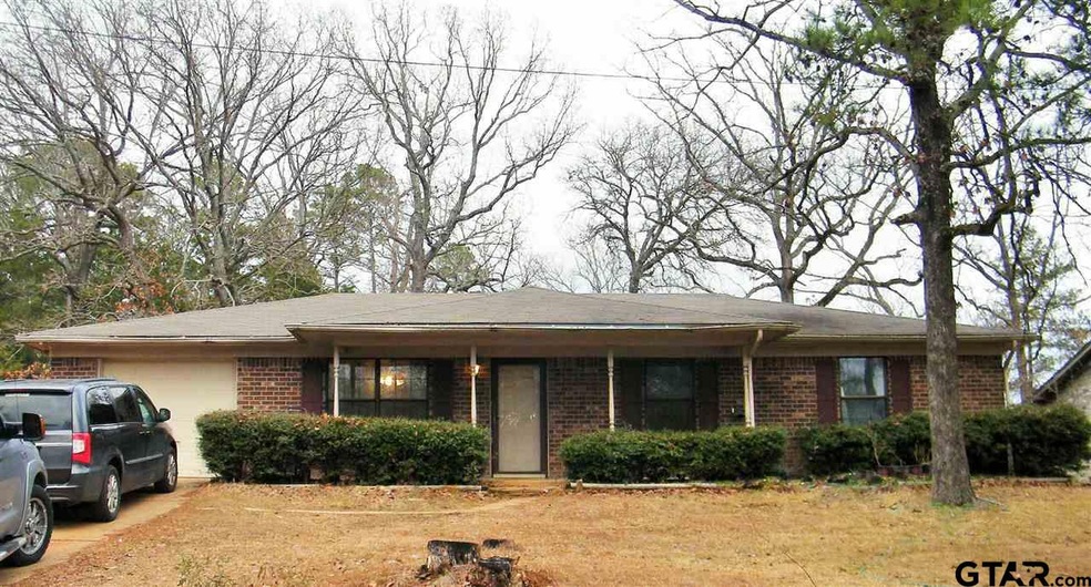 10549 Rolling Pines Dr, Tyler, TX 75707 - photo 1