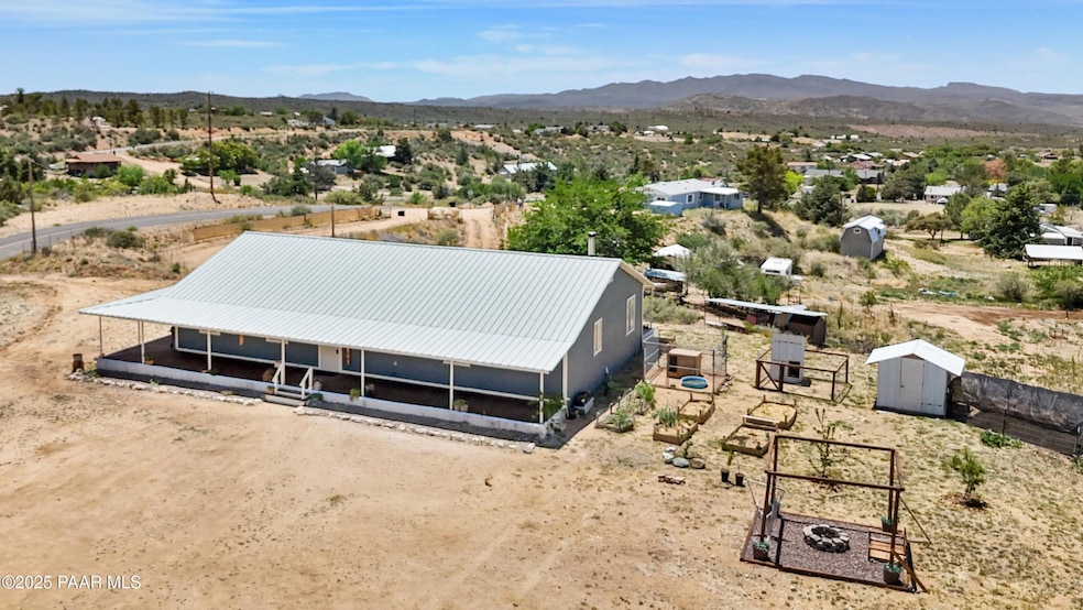 8910 S Steven Trail, Kirkland, AZ 86332 - photo 1