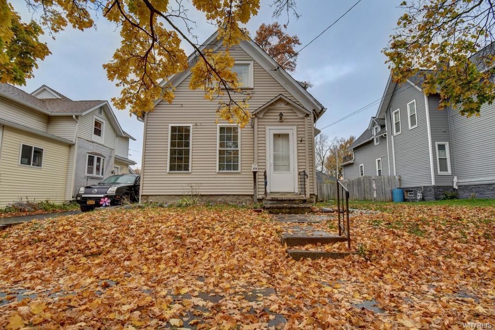 274 Miller St, North Tonawanda, NY 14120 - photo 1
