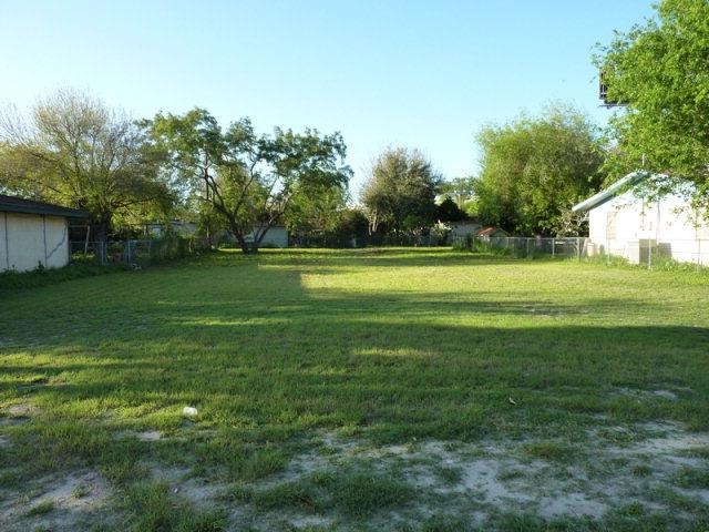 168 E Butler St, Pharr, TX 78577 - photo 1