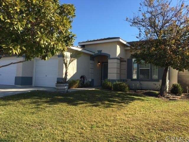Beautiful single story North Fontana home.