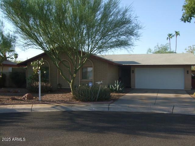 8608 E Whitton Ave, Scottsdale, AZ 85251 - photo 1