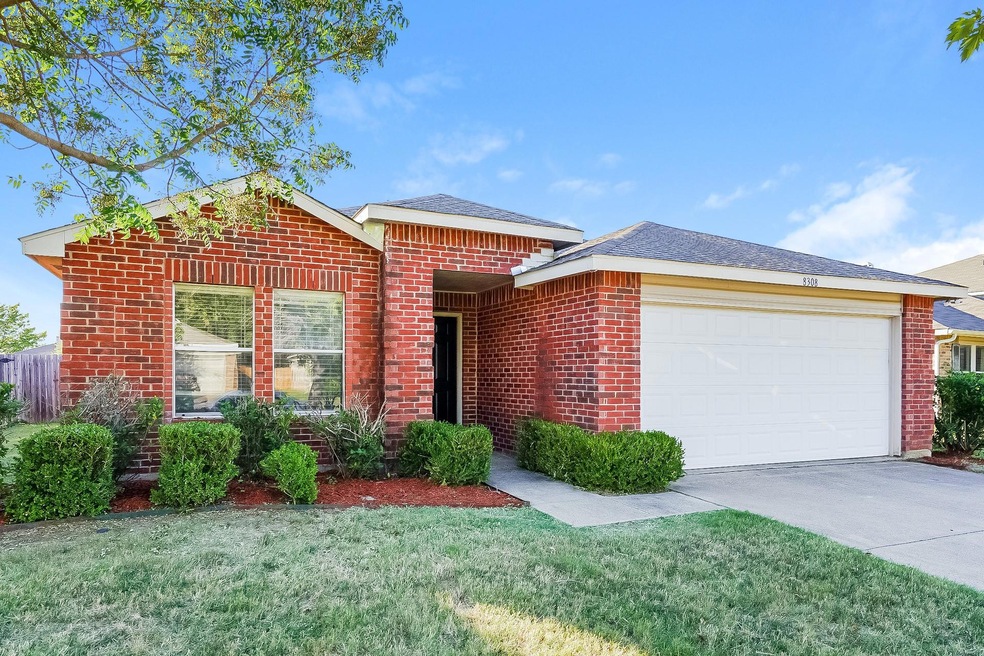 unlisted-address, Denton, TX 76210 - photo 1