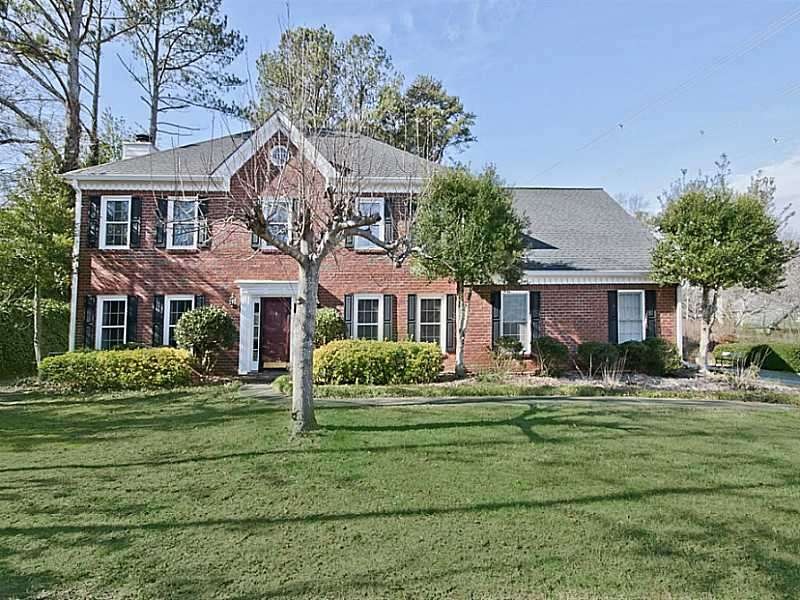 Exterior Front. Beautiful 5 BR/2.5 BA Traditional 