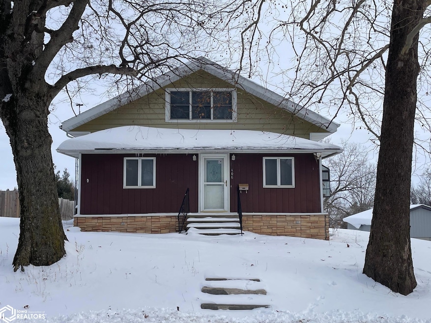 406 4th St, Deep River, IA 52222 - photo 1