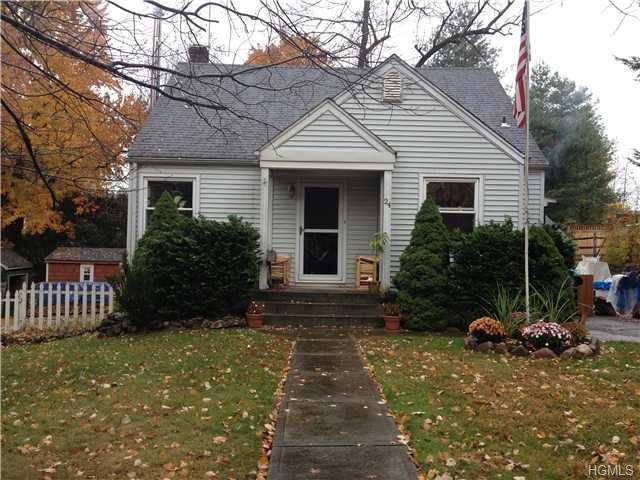 24 Eimer St, Tappan, NY 10983 - photo 1