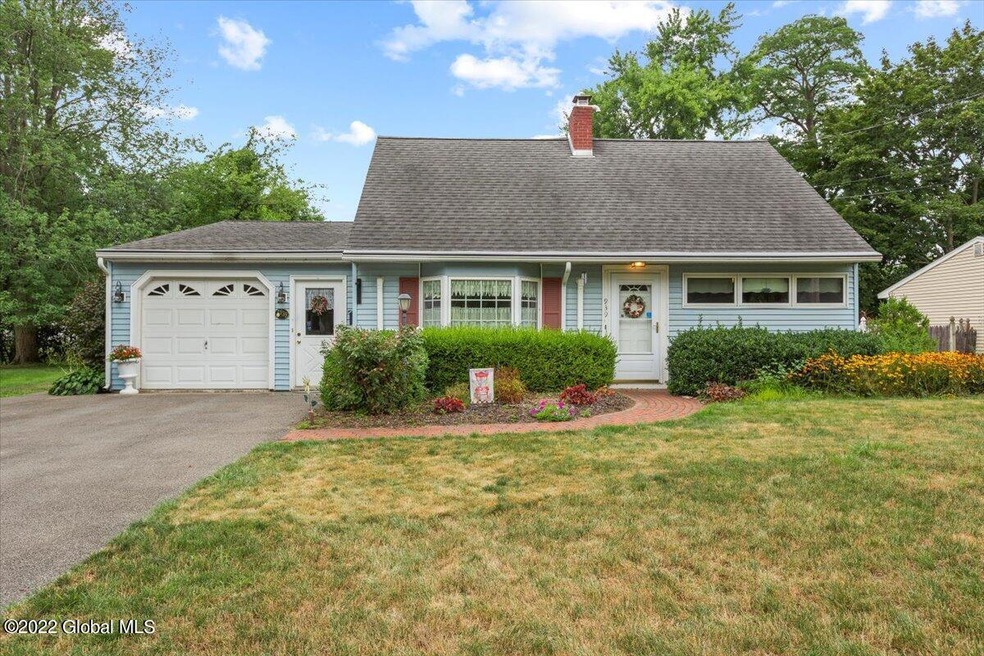 939 Obrien Ave, Schenectady, NY 12303 - photo 1