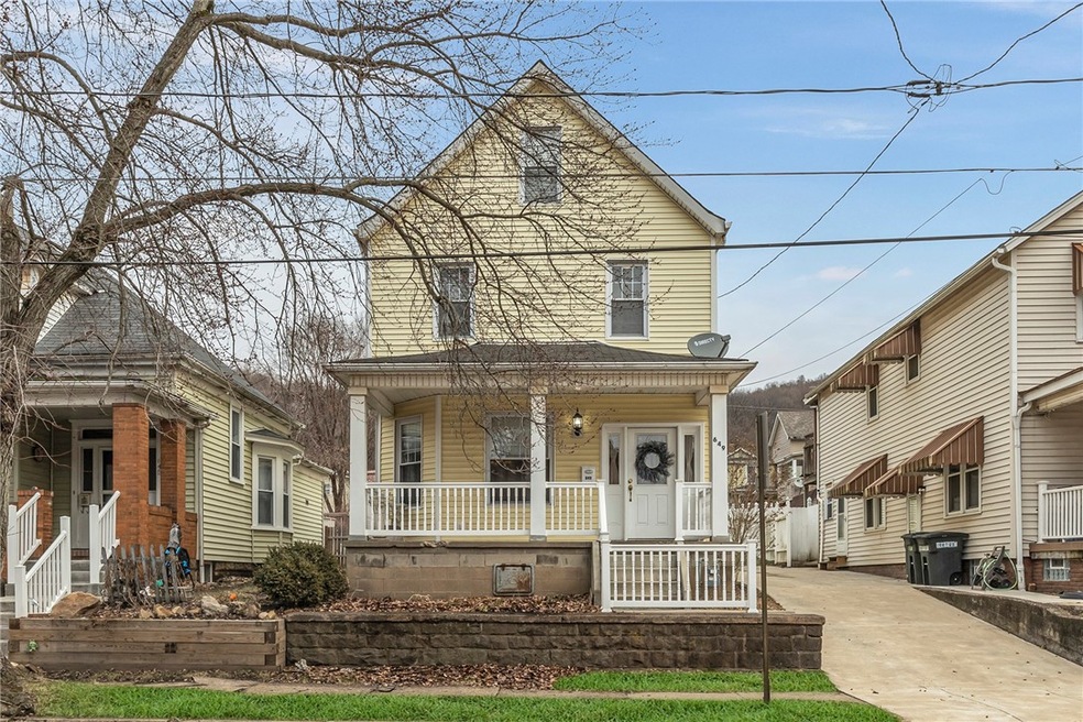 649 Penn Ave, Midland, PA 15059 - photo 1