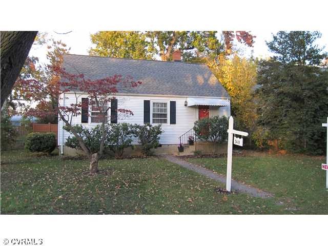 Exterior Front - large, privte lot with homeowners