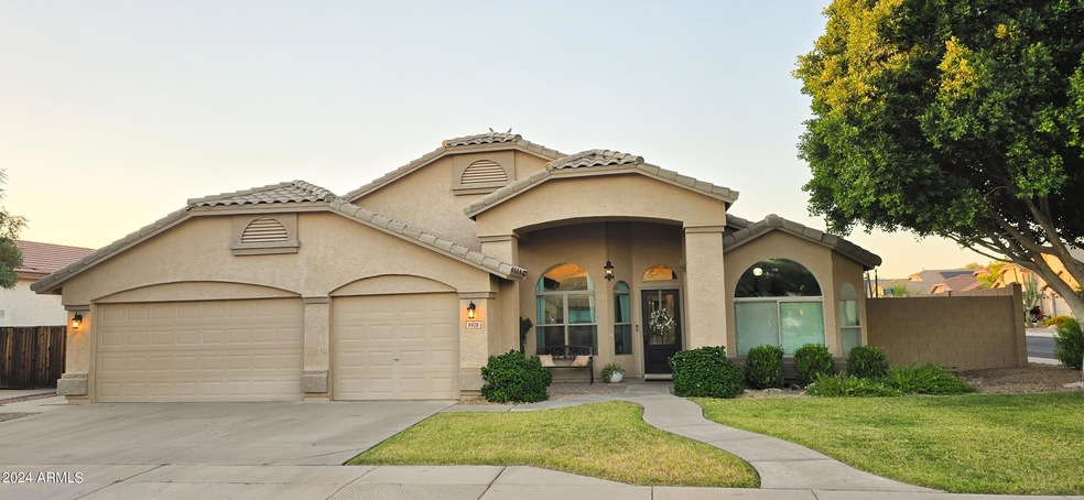 9928 E Posada Ave, Mesa, AZ 85212 - photo 1