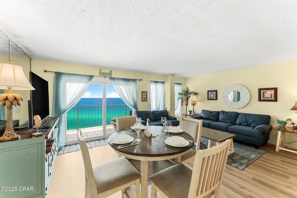 16-web-or-mls-8743 Thomas Dr 1502_14