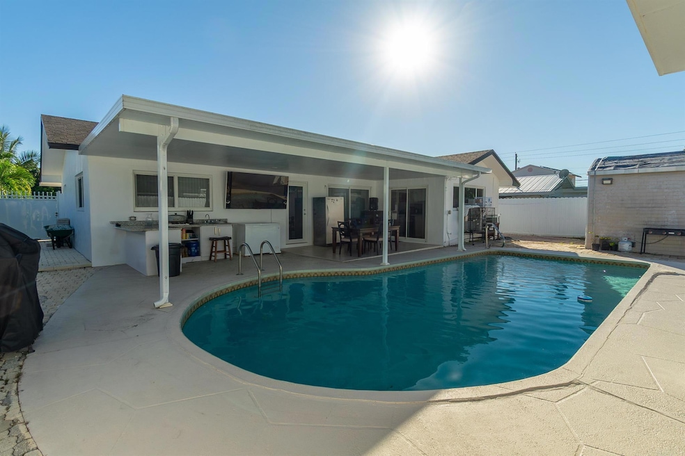 4963 Pine Cone Ln, West Palm Beach, FL 33417 - photo 1