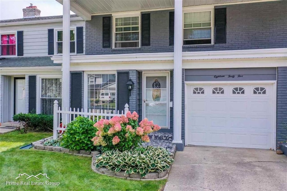 1845 Laurel Oak Dr, Flint, MI 48507 - photo 1