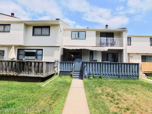 449- 1 Willow Rd E, Staten Island, NY 10314 - photo 1