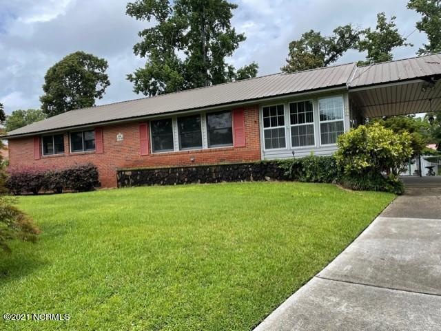 302 Woodview Ct, Jacksonville, NC 28540 - photo 1