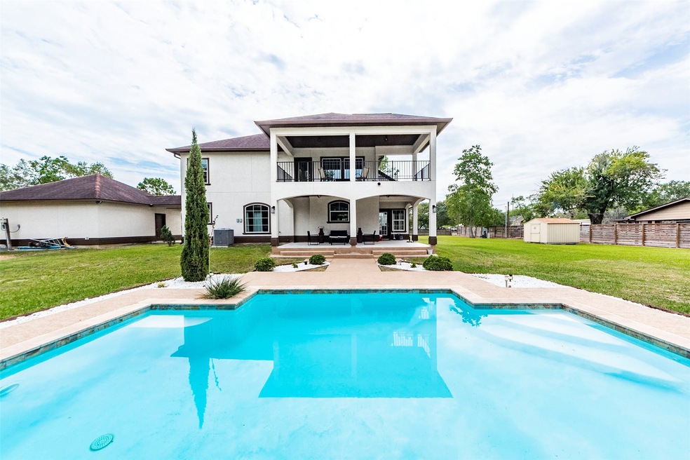 2116 County Road 357, Alvin, TX 77511 - photo 1