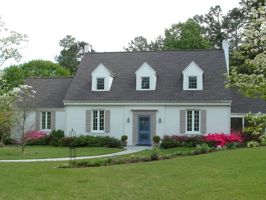 2205 Deyerle Rd Front