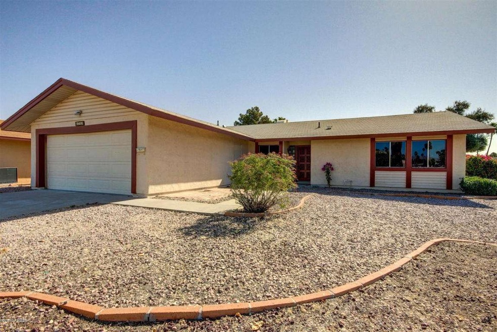 6755 S Kenneth Place, Tempe, AZ 85283 - photo 1