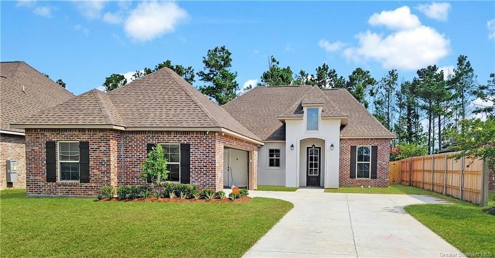 614 Lionel Ln, Lake Charles, LA 70605 - photo 1